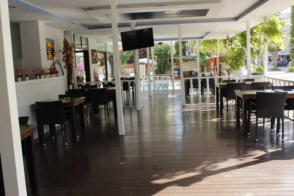 Moonlight Hotel อลันยา ภายนอก รูปภาพ
