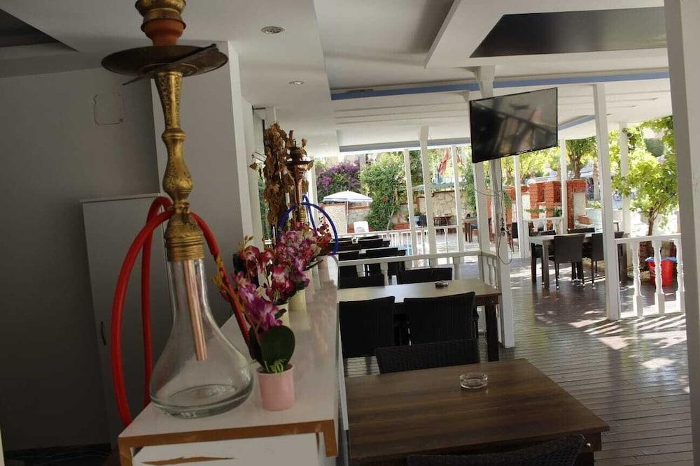 Moonlight Hotel อลันยา ภายนอก รูปภาพ