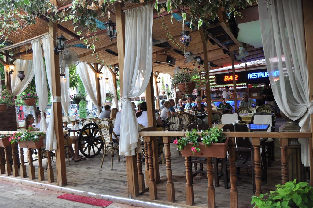 Moonlight Hotel อลันยา ภายนอก รูปภาพ